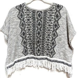 Gray knit poncho with tribal print